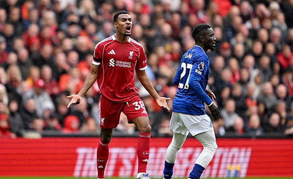 是时候承认了: 格拉文贝赫已是英超最佳中场球员