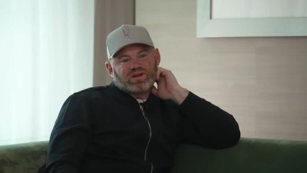 鲁尼曝曼联往事: 为 C 罗牺牲球权从不介意 鲁尼曝曼联往事: 为 C 罗牺牲球权从不介意