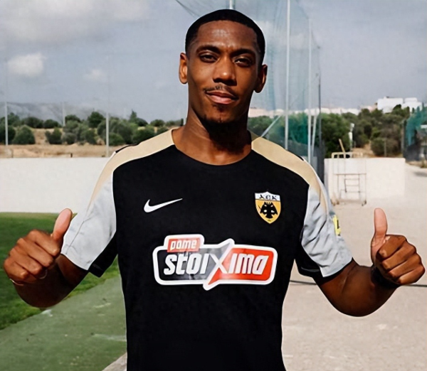 昔日欧洲金童奖得主, 如今还没满30岁却已经告别了欧洲主流职业联赛 昔日欧洲金童奖得主, 如今还没满30岁却已经告别了欧洲主流职业联赛